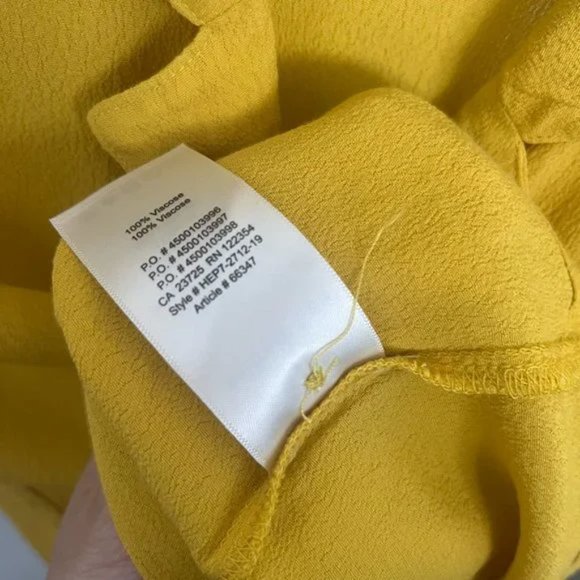 Aritzia Wilfred Free Shawna Blouse - Picture 6 of 6